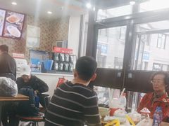 -李先生牛肉面大王(北京站售票厅餐厅)