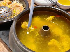 原味汽锅鸡-云海肴云南菜(浦江欢乐颂店)