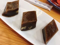 松子拉糕-老苏州芳和园茶酒楼  传统苏帮菜(观前店)