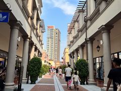 -佛罗伦萨小镇广佛名品奥特莱斯(疏港路店)