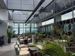 -OZONE 顶楼酒吧(香港丽思卡尔顿酒店)