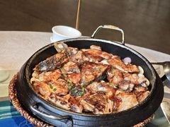 -年辉渔村·非遗传承餐厅(新丰江店)
