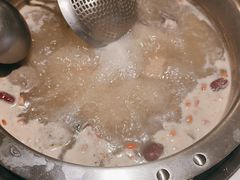 -马家斑.鲜鱼火锅(松湖万科店)