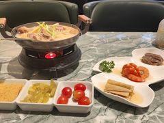 -披云云小馆·味道江湖(姚家园万象汇店)