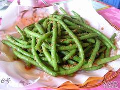豆板酱捞豆角-荷香居(洞企石路店)