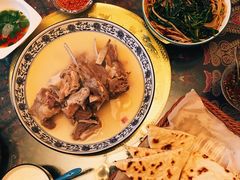 -一个勺子新疆锡伯主题私房菜(红墙巷49号院店)