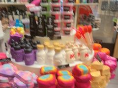 -LUSH(威尼斯人购物中心店)