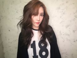 -SALON V