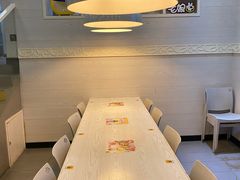 -老娘舅餐厅(黄龙体育中心店)