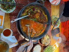 -赵美丽·重庆社区火锅·直营店(火车东站·中豪国际店)