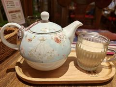 -秘密旅行Bonjour(黑金冠 江南西店)