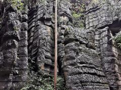 -梭布垭石林景区