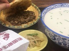 肉夹馍-穆得·老周家牛肉烧饼(普利街店)