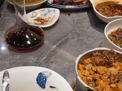 -有红鸡毛店·川菜(建设路店)