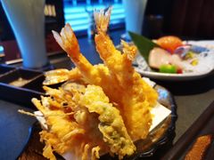 -铭牛烧肉·和牛海鲜自助(高新月牙湖店)