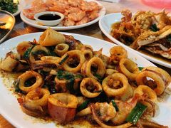 酱爆鱿鱼筒-红月湾海鲜饭店•沙滩海景(双月湾店)