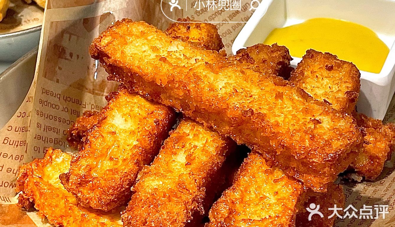 臭豆腐牛腩+肥肠牛蛙鸡煲，什么神仙搭配⁉️