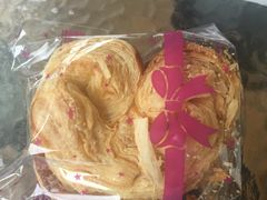 -红宝石·鲜奶小方·海派西点房(金杨店)