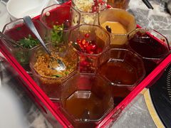 -禄婶鸡煲·打边炉