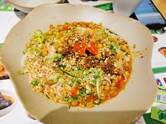 -百春原湖南牛肉粉(百联世纪店)