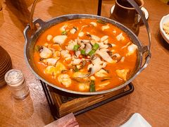 -老滇山寨•云南特色菜•地方菜•民族风情歌舞表演(金碧店)