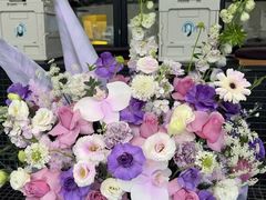 -亭亭鲜花店(中山北路店)