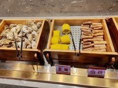 -山焱·炭火自助烤肉(周浦万达店)