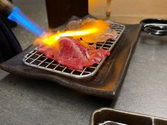 -铭牛烧肉·和牛海鲜自助(高新月牙湖店)