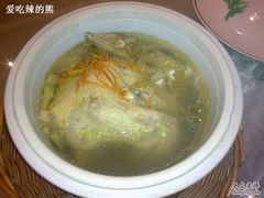 特色老鸡汤-南京悦客假日酒店