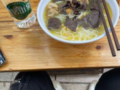 -文山荷鲜居(翠湖店)