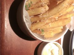 -阿妮叶李(光谷世界城店)