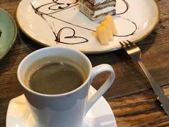 -SISTERS BAR RESTAURANT川意酒馆(嘉善老市H楼店)