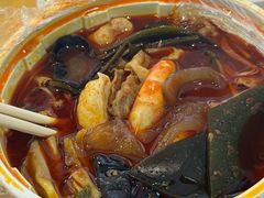 -老牌坊云南鱼豆花火锅(哈西万达店)