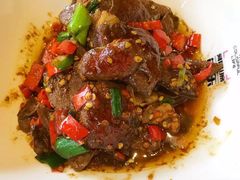 -阿瓦山寨·湘菜现炒·剁椒鱼头王(咸阳总店)
