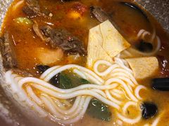 -蒙自源过桥米线(红谷滩万达店)