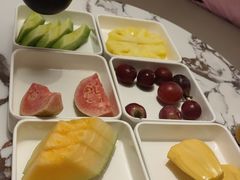 -涨巢·潮玩水疗局