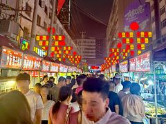 -正宁路小吃夜市