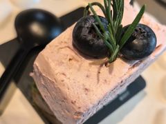 -W COLLECTIVE  DESSERT SHOP