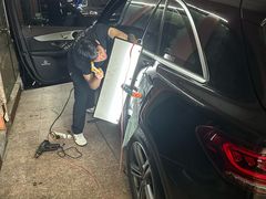 -鲨鱼皮汽车凹陷玻璃修复(静安店)