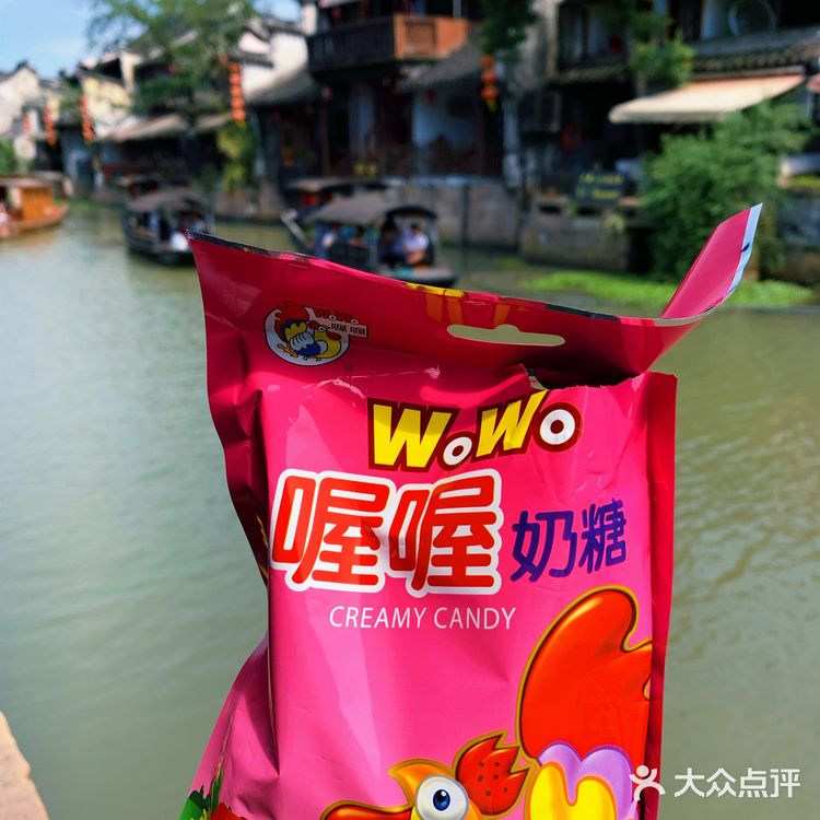 浅画镜中眉,深拜楼西月