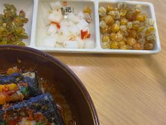 -龙记桂林米粉(财满街店)