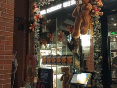 -LESCEDARS Brasserie Bistro香柏树