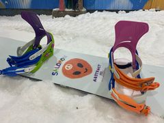 -乔波室内滑雪场