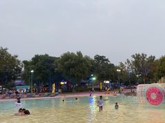 -欢乐水魔方水世界