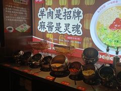 -东口码头·烧鸽子·鱼头泡饼·地方菜(金鹰悦城店)
