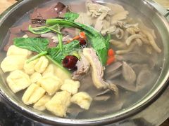 -南京人家(盛京大奥莱店)