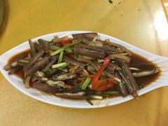 -覃记海鲜美食餐厅