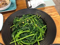 豆瓣酱炒番薯叶-唔止卤嘢·潮州府城菜(鹭江店)