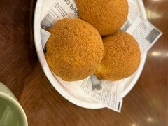 酥皮山楂叉烧包-蝴蝶里·粤菜·点心(龙湖杭州金沙天街店)