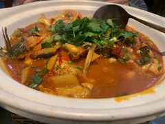 -魏铭鱼头捞饭(晋阳路店)